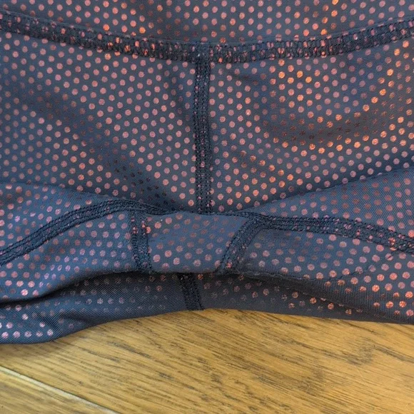 Beyond Yoga Spot On High Waisted Metallic Polka Dot Leggings Size XS - Picture 7 of 9